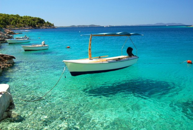 Dejte si dárek a vyražte na dovolenou k moři chorvatsko ostrov Brač